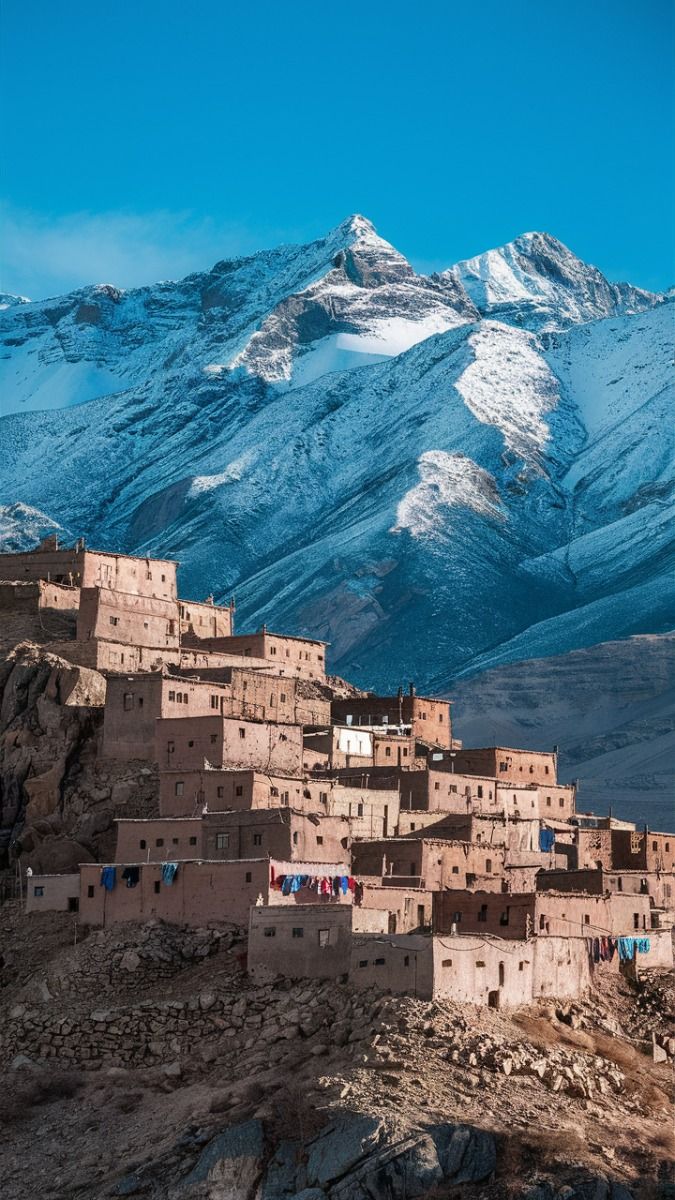 Marrakech to Essaouira route through the Atlas foothills